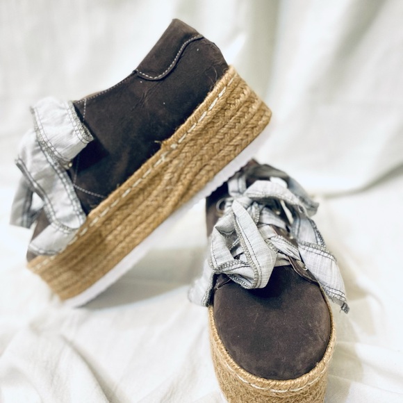 Espadrilles - Picture 11 of 11